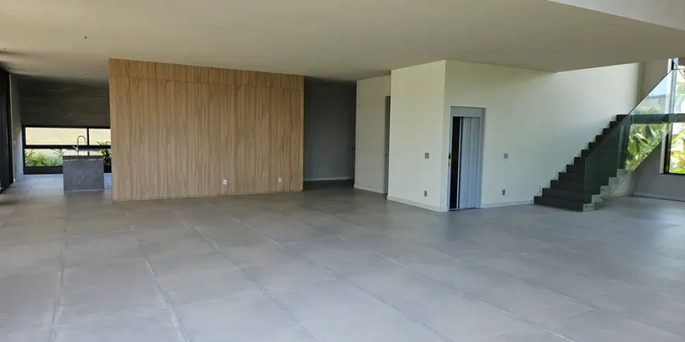 casa-com-5-quartos-a-venda-1200m-no-barra-da-tijuca-rio-de-janeiro (5)