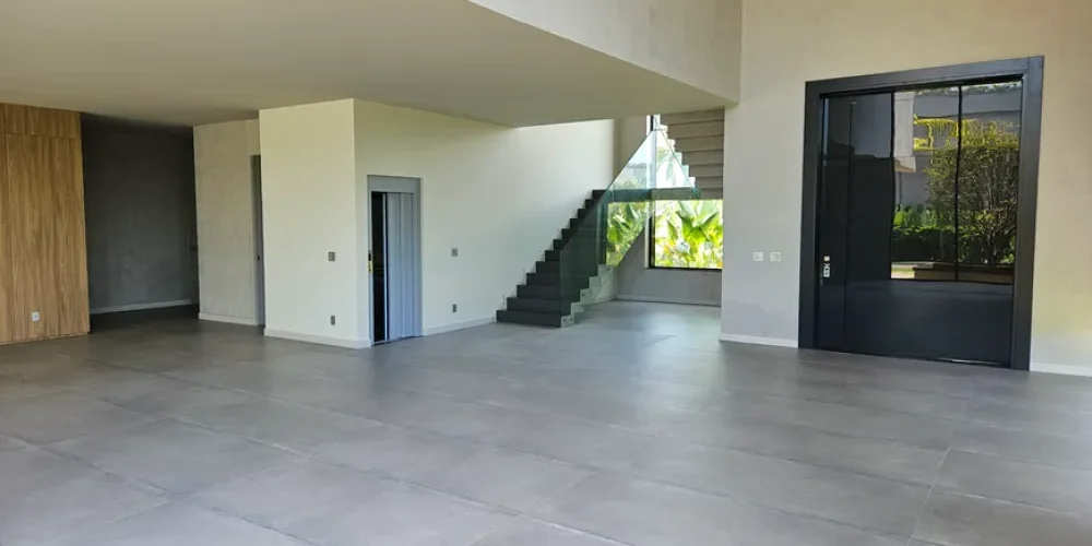 casa-com-5-quartos-a-venda-1200m-no-barra-da-tijuca-rio-de-janeiro (6)