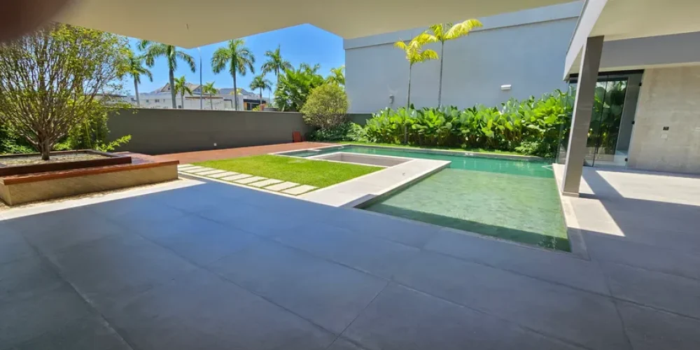 casa-com-5-quartos-a-venda-1200m-no-barra-da-tijuca-rio-de-janeiro (9)