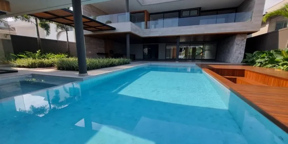 casa-com-5-quartos-a-venda-1490m-no-barra-da-tijuca-rio-de-janeiro (12)