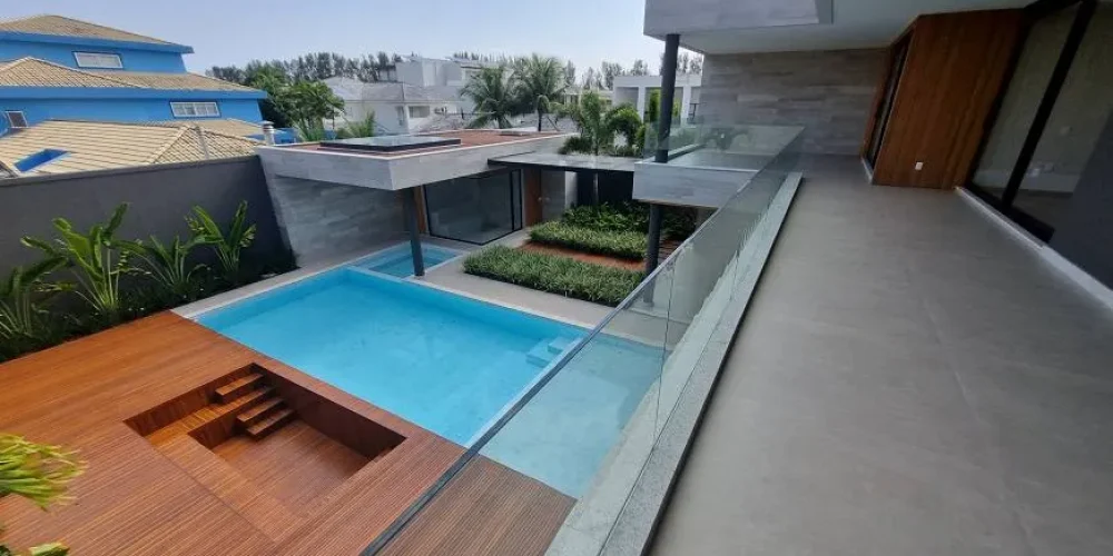 casa-com-5-quartos-a-venda-1490m-no-barra-da-tijuca-rio-de-janeiro (17)