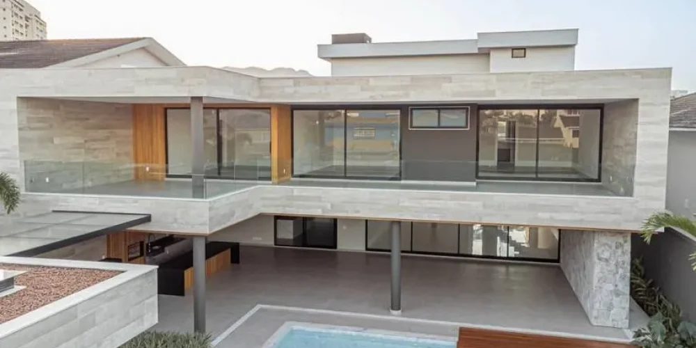 casa-com-5-quartos-a-venda-1490m-no-barra-da-tijuca-rio-de-janeiro (18)